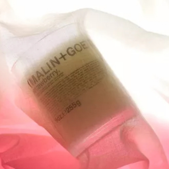 ❤️BUY 2 GET 1 FREE  MALIN+GOETZ Strawberry Boxed Candle,9oz.Retail Price $66.00 - Picture 4 of 13